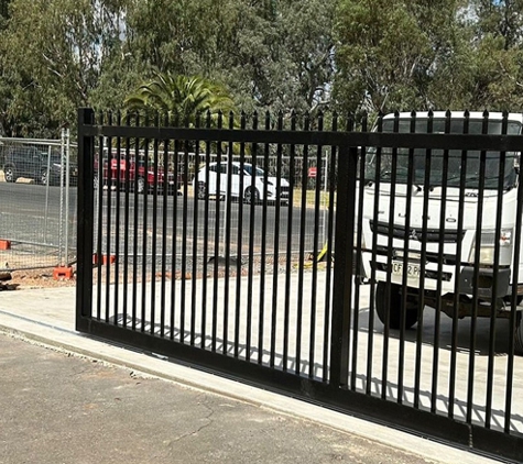 Keir Fencing & Concreting - Young, NSW