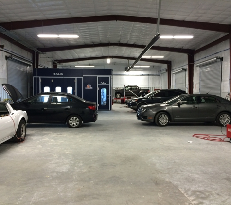 Car Tech Collision Center - Fletcher, NC