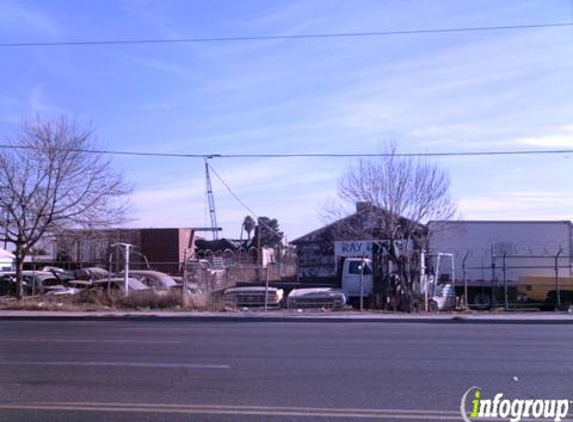 Ray & Bob's Truck Salvage - Phoenix, AZ