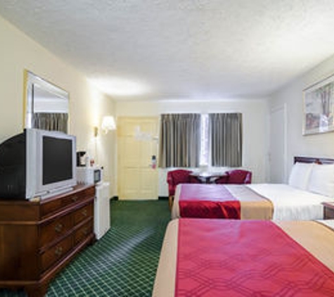 Econo Lodge - Williamsburg, VA