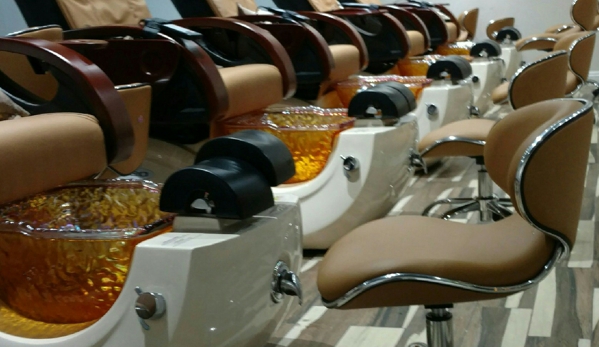 Bleu Nails & Spa Inc - West Hollywood, CA. Great new massage chairs looking right out onto Santa Monica Blvd