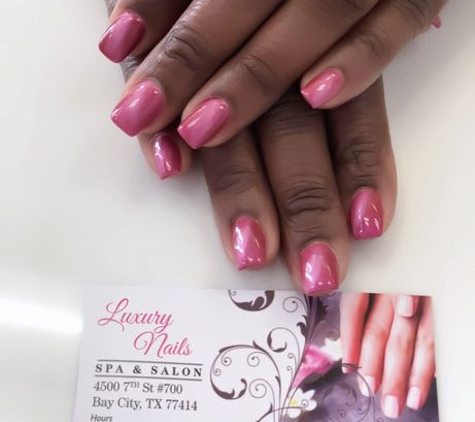 Luxury Nails - Bay City, TX