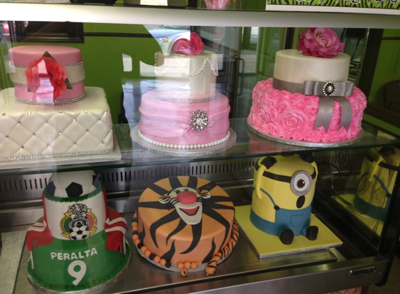 Chantilli Bakery - Dallas, TX