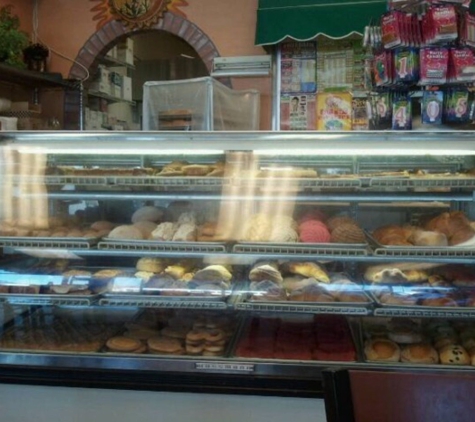 Yolanda's Bakery Inc - Winnetka, CA