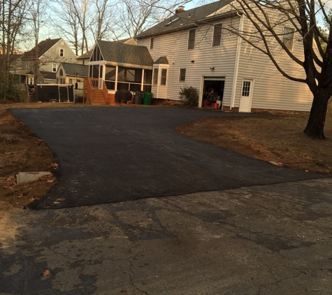 Henry's Asphalt paving