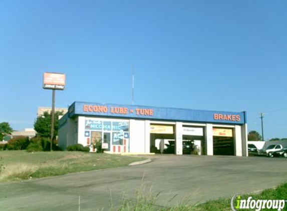 Meineke Car Care Center - Arlington, TX