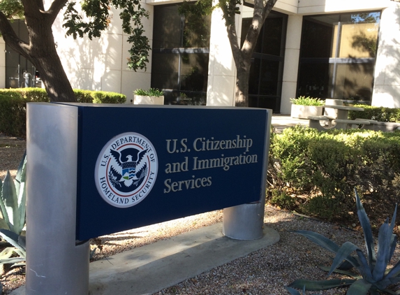 U.S. Citizenship and Immigration Services - Chatsworth, CA