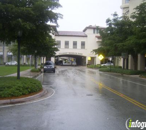 Ann Taylor - Coral Gables, FL