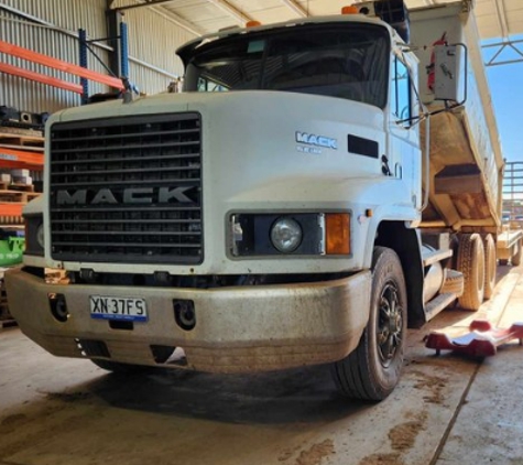 West Wyalong Service & Repairs Pty Ltd - Wyalong, NSW