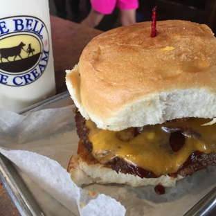 Moonie's Burger House - Anderson Mill - Austin, TX