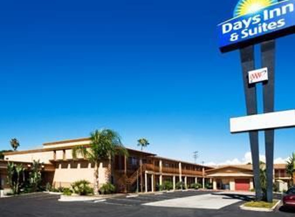 Days Inn by Wyndham San Diego-East/El Cajon - El Cajon, CA