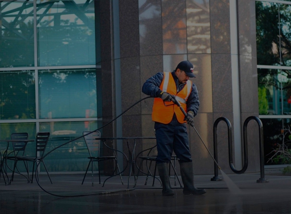 Core Improve-Power Washing Deck Restoration Window Washing - Des Plaines, IL