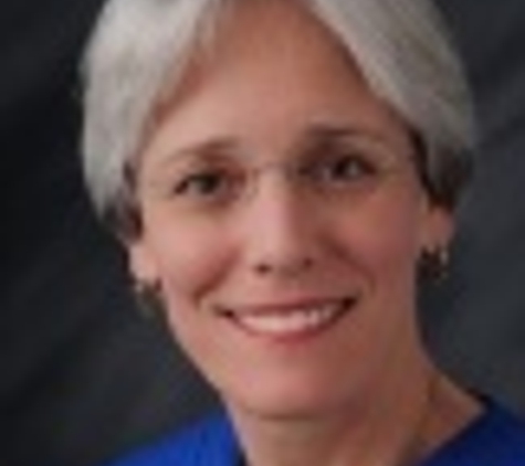 Dr. Pamela F Davis, MD - Davenport, IA
