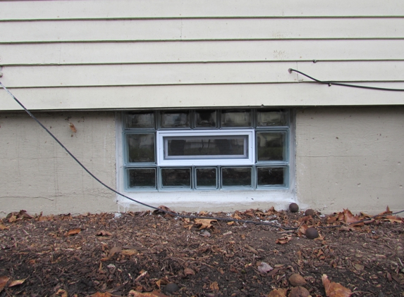 Pittsburgh Glass Block - Pittsburgh, PA. Side of house.