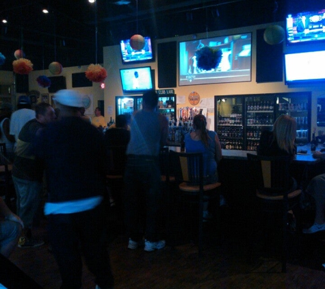 Fan Club Sports Bar - Wilmerding, PA