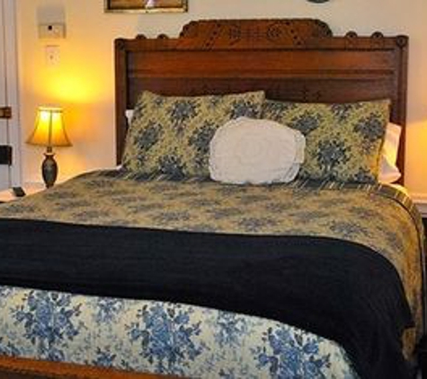 Carrier Houses Bed & Breakfast - Rutherfordton, NC