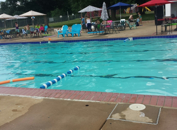 Ferry Farms Pool - Fredericksburg, VA