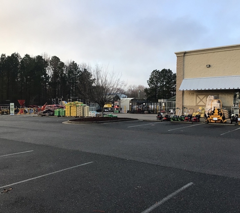 Tractor Supply Co - Hillsborough, NC