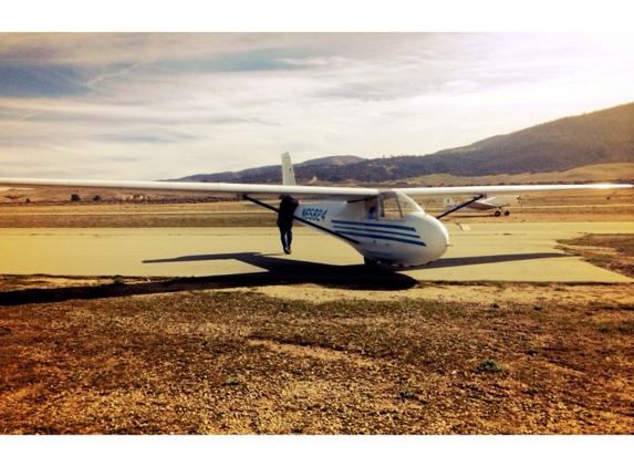 Mountain Valley Airport - Tehachapi, CA