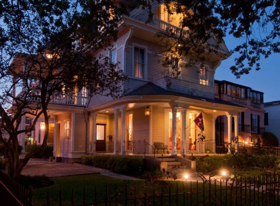 Grand Victorian Bed & Breakfast - New Orleans, LA