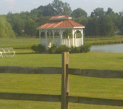 Twin Cedar Farm - Rockford, TN