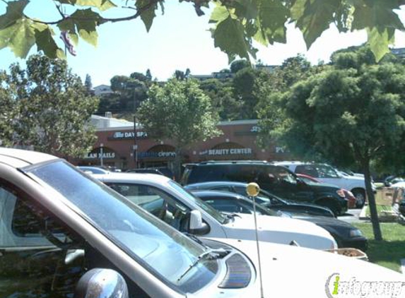 P V Barber Shop - Rolling Hills Estates, CA