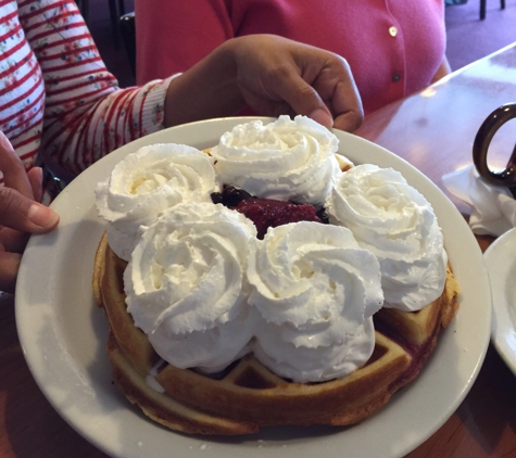 Pop's Cafe - Downey, CA. Breakfast