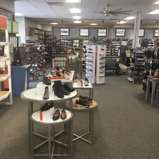 Brown's Shoe Fit Co. - Cedar Falls, IA