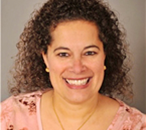 Dr. Leah A Darak, MD - Bridgeport, CT