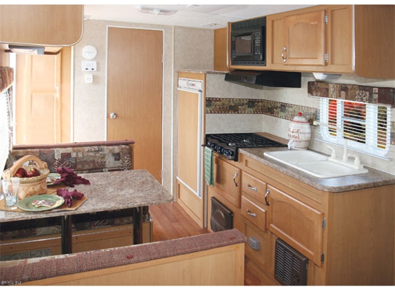 Mason Trailer Rentals - Mason, MI. Gulfstream kitchen