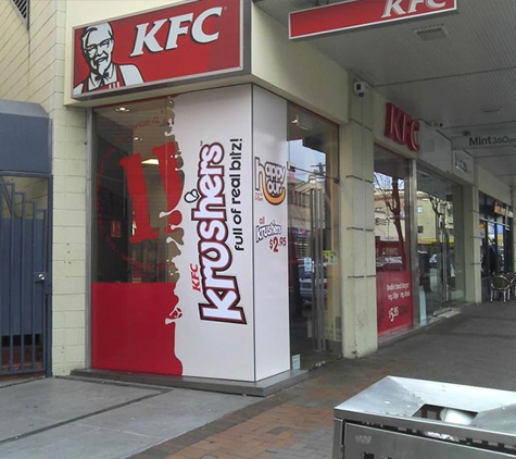 Hunt Signs - Maroubra, NSW