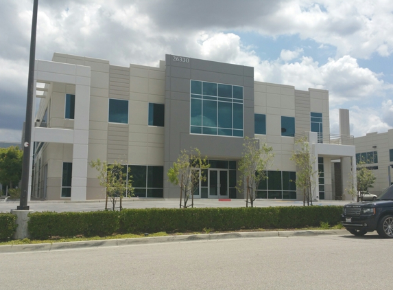 US Pharma Lab - Santa Clarita, CA. Front of the building