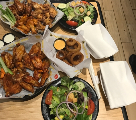 Buffalo Wild Wings - Nashua, NH