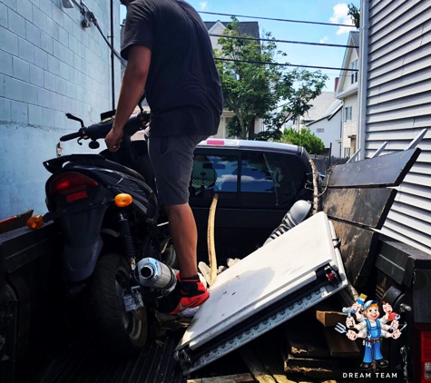 Dream Team Junk Removal - Chelsea, MA