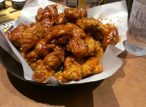 Buffalo Wild Wings - Lansing, MI