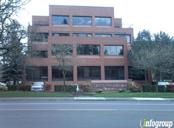M&T Realty Capital Corp - Lake Oswego, OR
