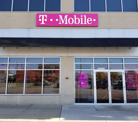 T-Mobile - University Heights, OH