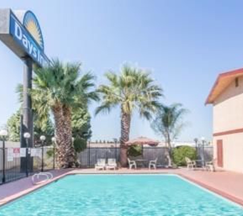 Days Inn - Yuba City, CA