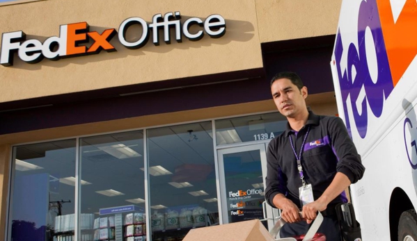 FedEx Office Print & Ship Center - Kaneohe, HI