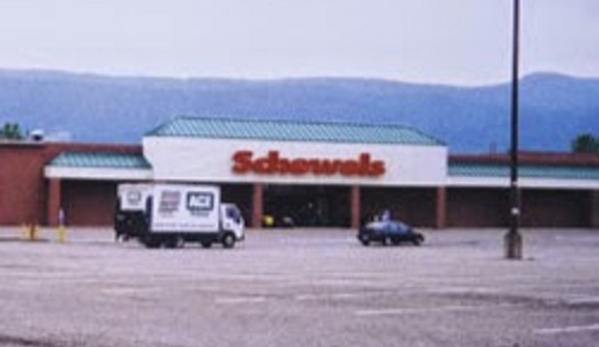 Schewel Furniture Company - Luray, VA