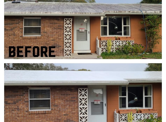 Bailey's Pressure Cleaning - Venice, FL. roof  clean