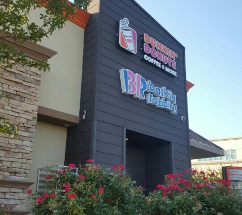 Dunkin' - Cedar Hill, TX