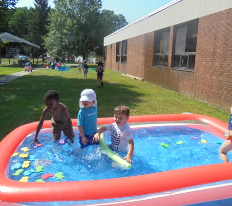 Little Phoenix Day Care Preschool - Easton, CT. Wet Wednesday