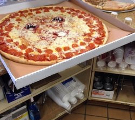 Giovanni's Pizza & Pasta - Whitehouse Station, NJ. 28" Party Pizza Serves 10