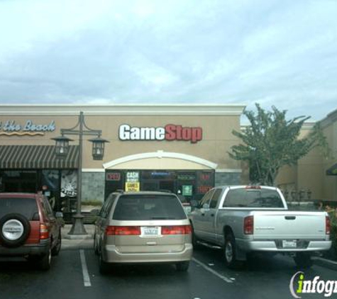 GameStop - Pico Rivera, CA