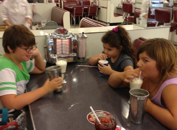 Johnny Rockets - Buffalo, NY