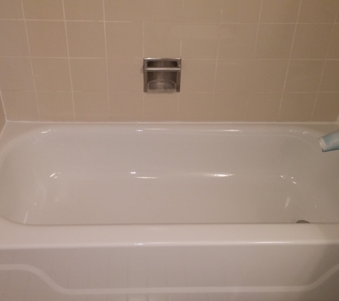 Glaze Master Bathtub Refinishing In Buda & Chicago  Illinois surrounding areas - Buda, IL