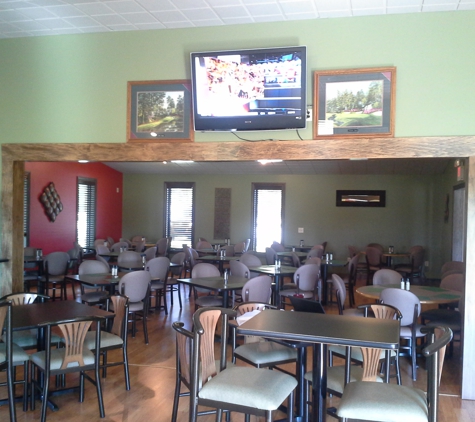 Irish Oaks Golf Course, Bar & Restaurant - Gladstone, MI