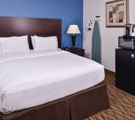 Holiday Inn Express Omaha West - 90th Street - Omaha, NE