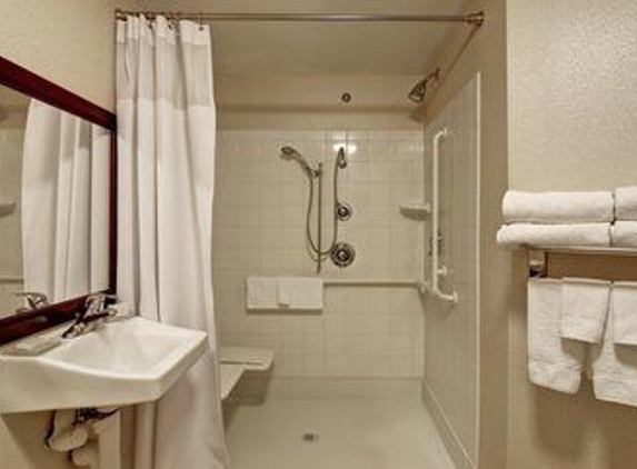 SpringHill Suites Fresno - Fresno, CA